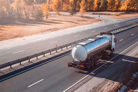 The 3 Main Types of Tanker Trucks | Clean Management