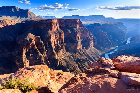 Colorado River Flowing to Lake Mead at Toroweap Overlook, North Rim ...