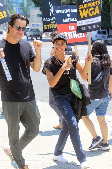 Rosario Dawson – SAG AFTRA Strike at Paramount in Los Angeles 07/17 ...