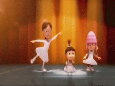 It'S Friday--gotta Dance GIF - Despicable Me Ballet Dancing - Discover ...