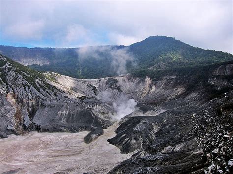 Tangkuban Perahu in Java 2025 - Rove.me