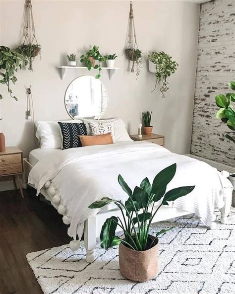 Modern White Bedroom Ideas With Plants - Design Corral