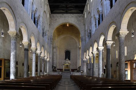 Bari - Cathedral; Inside (2) | From Bari to Trani | Pictures | Italy in ...