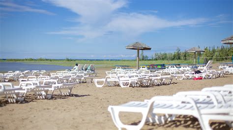 Best Hotels Near Blue Mountain Beach, Owen Sound | Expedia.ca