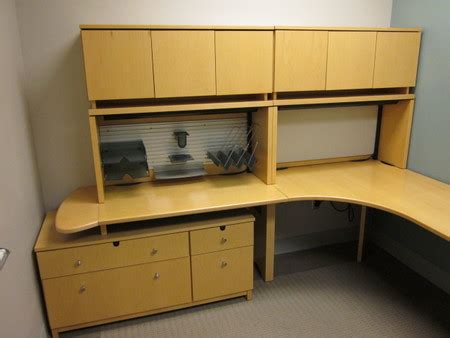 Steelcase Office Desks and Executive Desk Sets! - Conklin Office Furniture