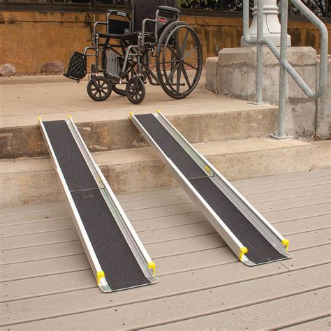 Lightweight Telescoping Wheelchair Ramp – Easy Locking