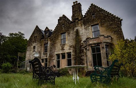 Stunning photos show abandoned mansion designed by famous Scottish ...