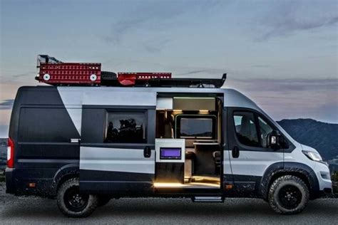 16 Best Camper Van Brands In The World For Van Life 2021 Rainbow Hair ...