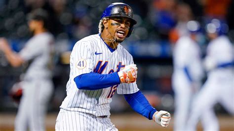 Mets' Francisco Lindor claims mystery creature in Citi Field tunnel ...