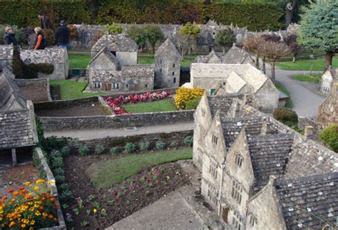 Fab Mums » Photo Friday: Bourton-on-the-Water, the Model Village