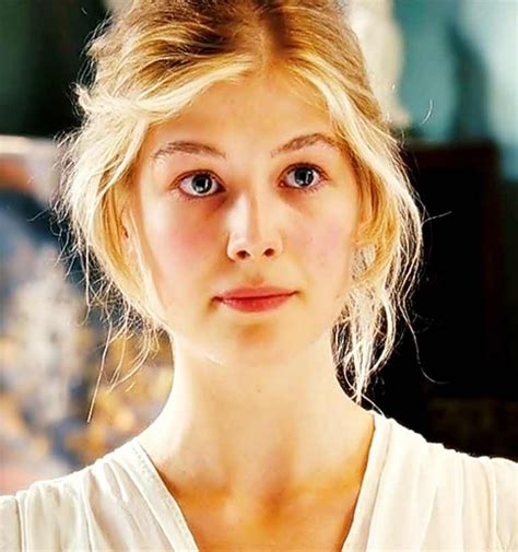 Jane Bennet, Pride & Prejudice | Rosamund Pike (P 2005) | Rosamund pike ...