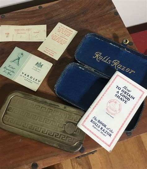 Antique rolls razor complete with box – Roy's Army Surplus & Collectables