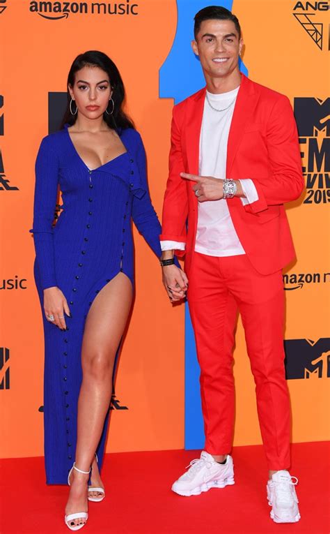 Cristiano Ronaldo and Girlfriend Look Electrifying at 2019 MTV EMAs - E ...