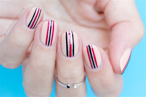 minimalist nail art for short nails - SoNailicious