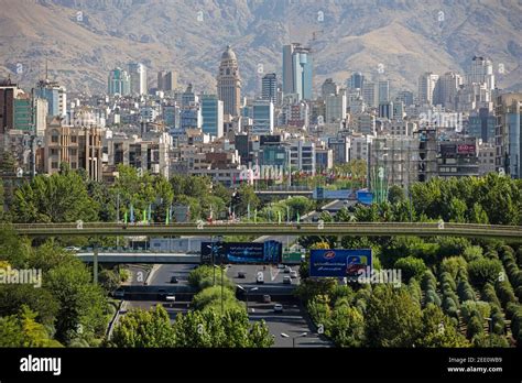 Expressway leading to the capital city Tehran, Iran Stock Photo - Alamy