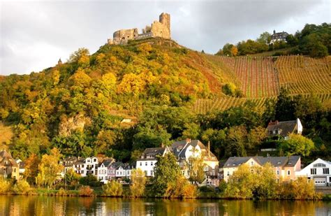 The Mosel Valley – Germany’s Most Famous Wine Region – Wine ...