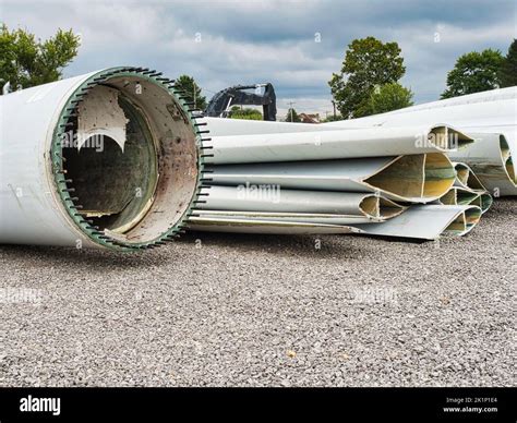 wind turbine blades for recycling Stock Photo - Alamy