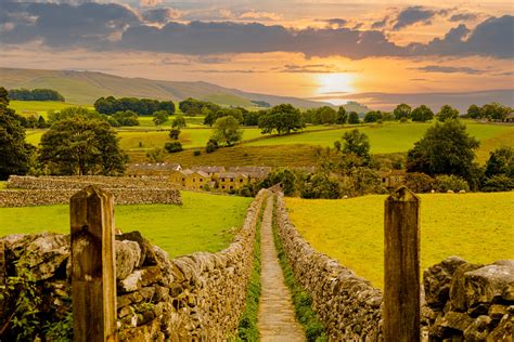 The best walks in the Yorkshire Dales and where to stay | The Independent