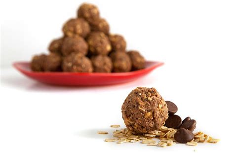 5 High-Protein Snacks To Fire Up Your Muscles