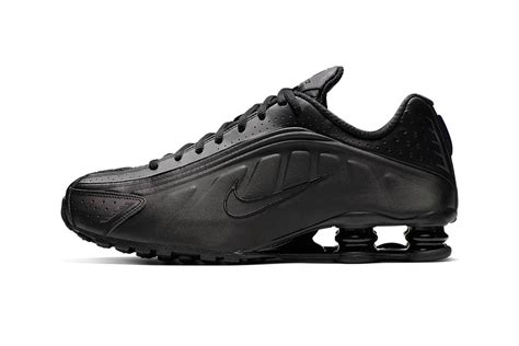 Nike Shox R4 "Triple Black" | Drops | Hypebeast