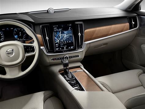 Get A Feel For The 2017 Volvo S90’s Interior In New Video