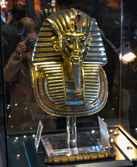 The First Hi Res Photo Of Tutankhamun S Restored Golden Mask Nile ...