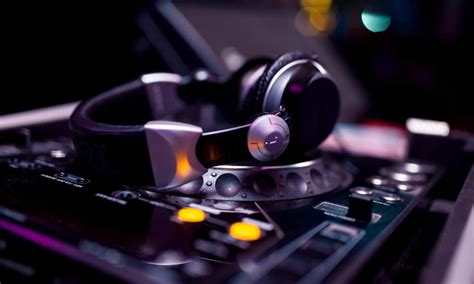 8 best DJ headphones 2021: step into the booth with confidence