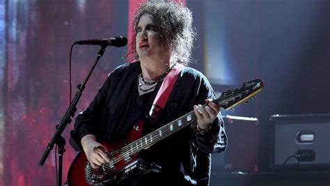 The Cure Play Rousing Set At Rock & Roll Hall Of Fame Induction ...