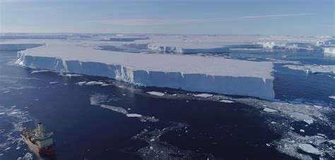 How We Came to Know and Fear the Doomsday Glacier | Hakai Magazine