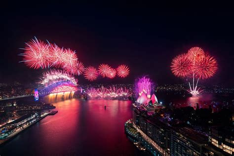 Best places to watch the Sydney 2022 New Year's Eve fireworks - Travel ...