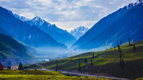 Beautiful Kashmiri Culture: Traditions and Cultures of Kashmir