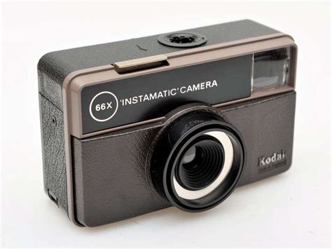 Vintage compact camera: Kodak 66x Instamatic camera - De Wit Cameras