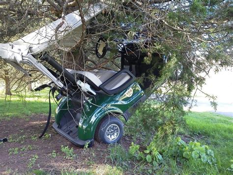 Worst golf cart accident ever? | Golf humor, Cheap golf clubs, Golf carts