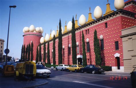 Dalí Theatre and Museum - Wikipedia