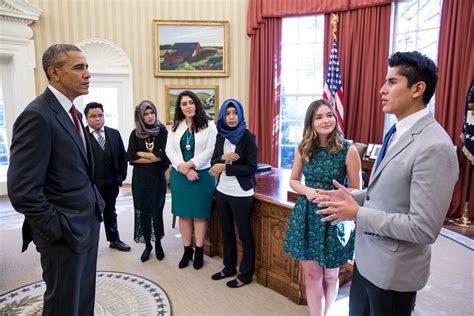 President Obama Welcomes Student Entrepreneurs to the White House ...