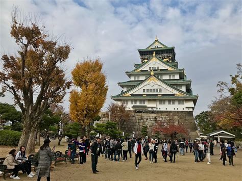 Can I Go Into Osaka Castle?