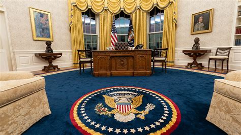 President Joe Biden's Oval Office decor: How it compares to Donald ...