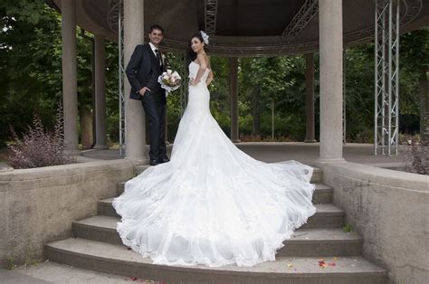 Wedding Dress Trains and Bustles – Which to Choose and Why | Wedding ...