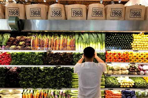 Why Health Food Store Erewhon Might Take Over the World - LAmag