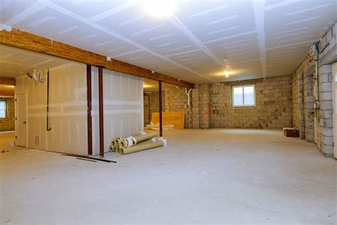 How Much Does a Basement Remodel Cost? | HomeServe USA