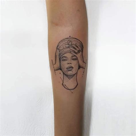 Tatuagem beyonce | Tatuagem da beyoncé, Boas ideias para tatuagem ...