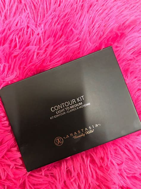 Anastasia Beverly Hills contour kit, Beauty & Personal Care, Face ...