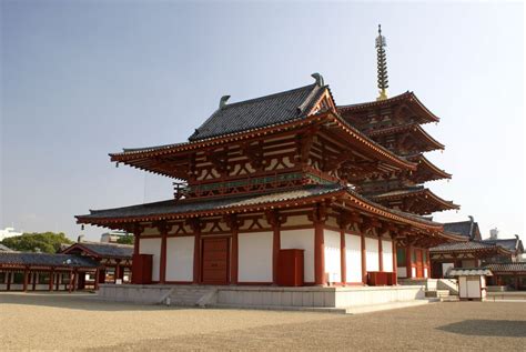 Shitennoji Temple, Osaka