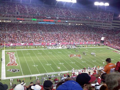 Raymond James Stadium Tampa Bay Buccaneers | Nfl stadiums, Raymond ...