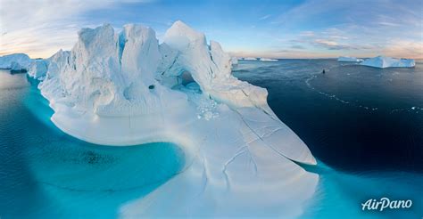 Greenland. Island of Icebergs