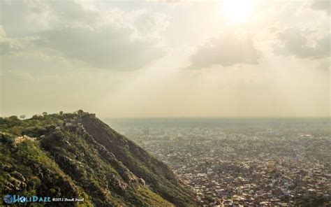 Nahargarh Fort in Jaipur, India Photos & Travel Guide | The HoliDaze