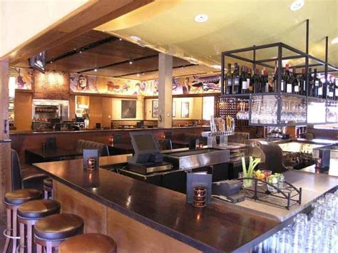 Top 5 Restaurants in Eagan MN - Leverson Budke