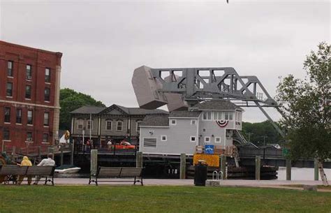 Mystic River Bascule Bridge in Stonington: 1 reviews and 1 photos