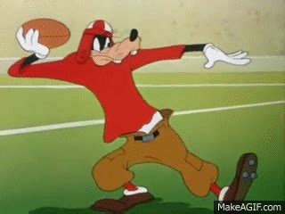 Goofy - How to Play Football (1944) on Make a GIF