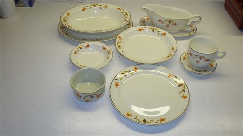 Jewel Tea Autumn Leaf Dishes | Collectors Weekly